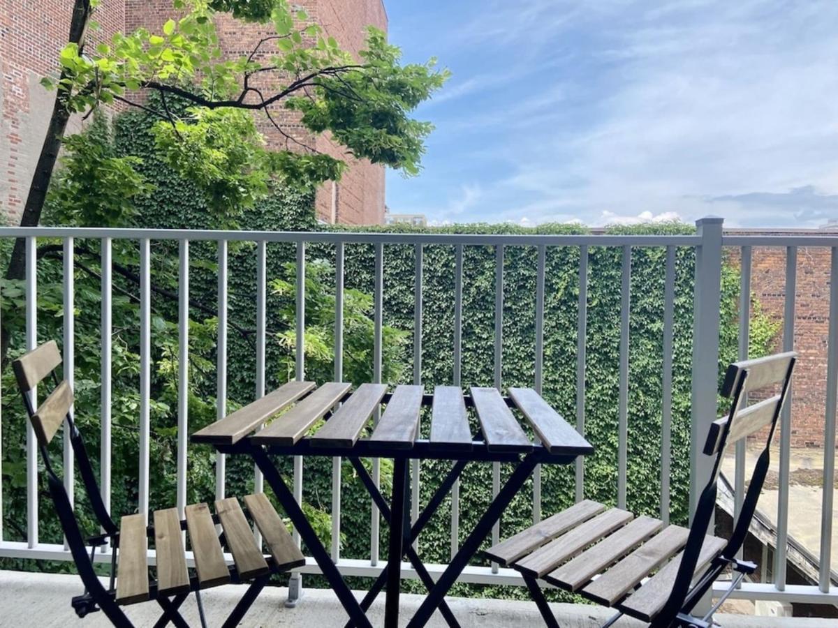 Appartement Condo Avec Terrasse Privee Dans Le Quartier Des Spectacles Montréal Extérieur photo