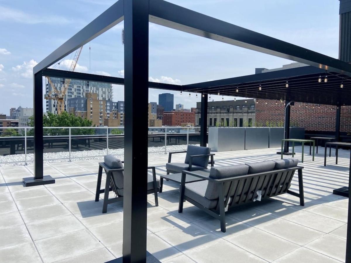 Appartement Condo Avec Terrasse Privee Dans Le Quartier Des Spectacles Montréal Extérieur photo